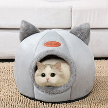 Load image into Gallery viewer, Winter Cat Cave
